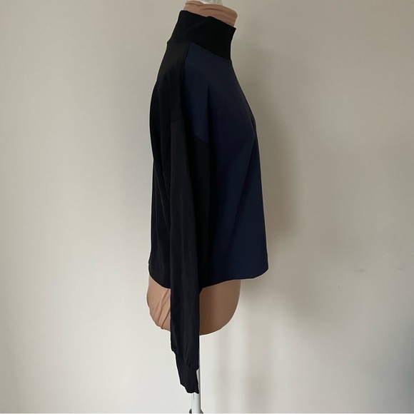 Athleta Color Block Navy Blue Black Funnel Mock Neck Sweatshirt 466920 EUC Sz XS - Picture 6 of 12